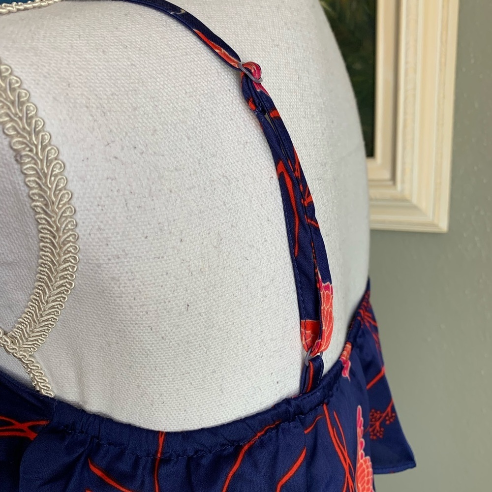 Express Ruffle Spaghetti strap With Butterfly Print Size XS - Picture 15 of 17